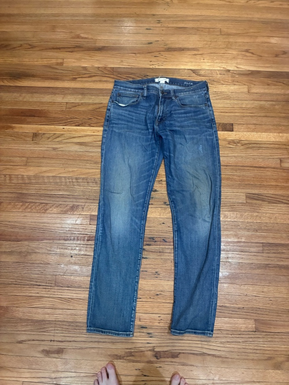 Madewell Men's Slim Straight Jeans in Blue Wash